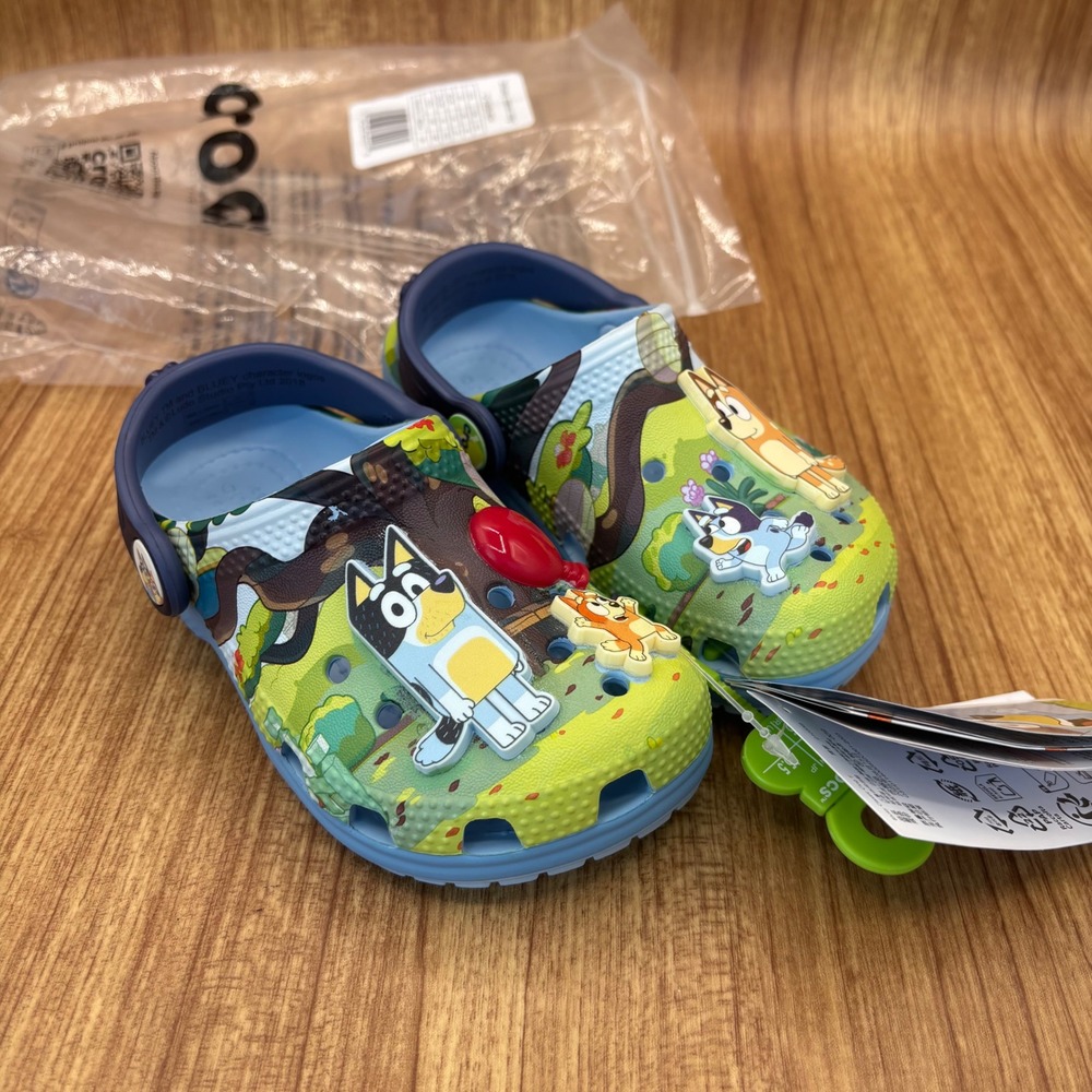 Crocs Bluey Classic Clog Toddler Size C8 Blue Green 210559-90H NEW